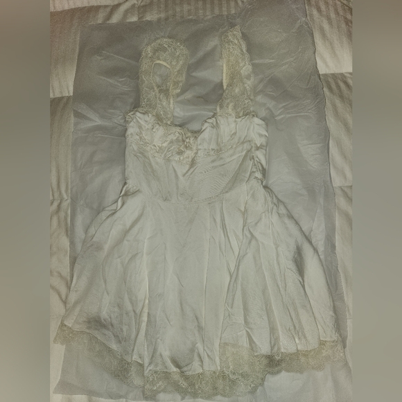 Ivory House of CB 'Kaia' -large - Picture 14 of 16